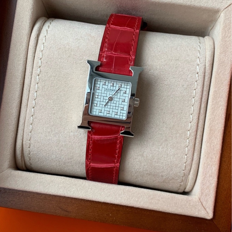 【配件:全套 💕】Hermes 紅色鰐魚錶帶 錶盤帶鑽 H型手錶 全套 U刻-1