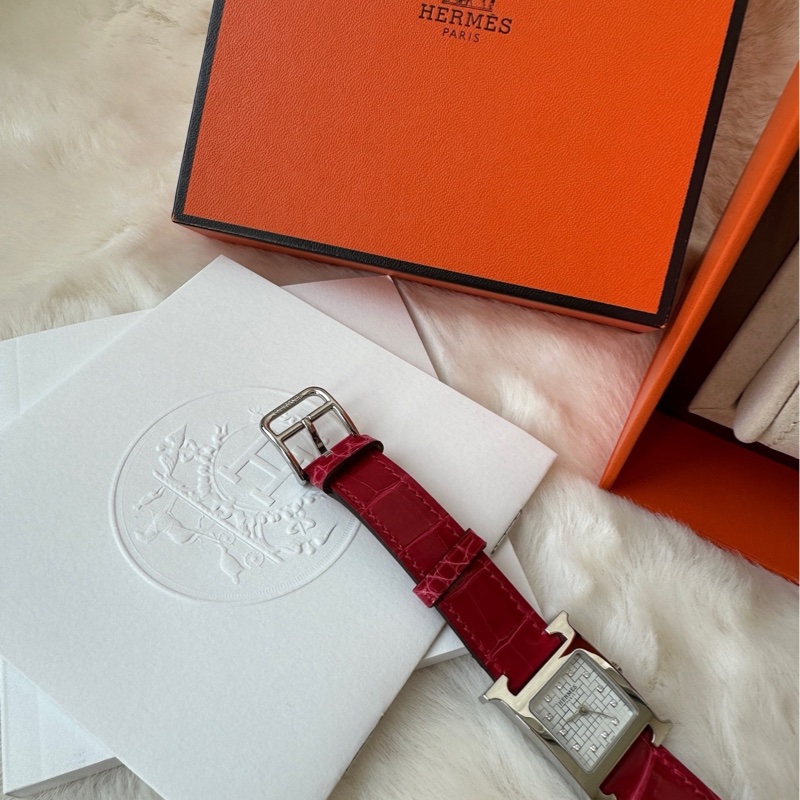 【配件:全套 💕】Hermes 紅色鰐魚錶帶 錶盤帶鑽 H型手錶 全套 U刻-2