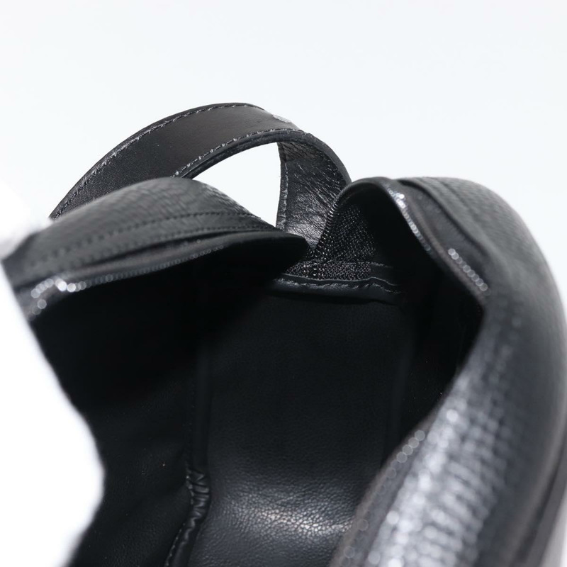 【日本直送】Christian Dior 黑色金色皮革肩背包,正品編號 146794-18