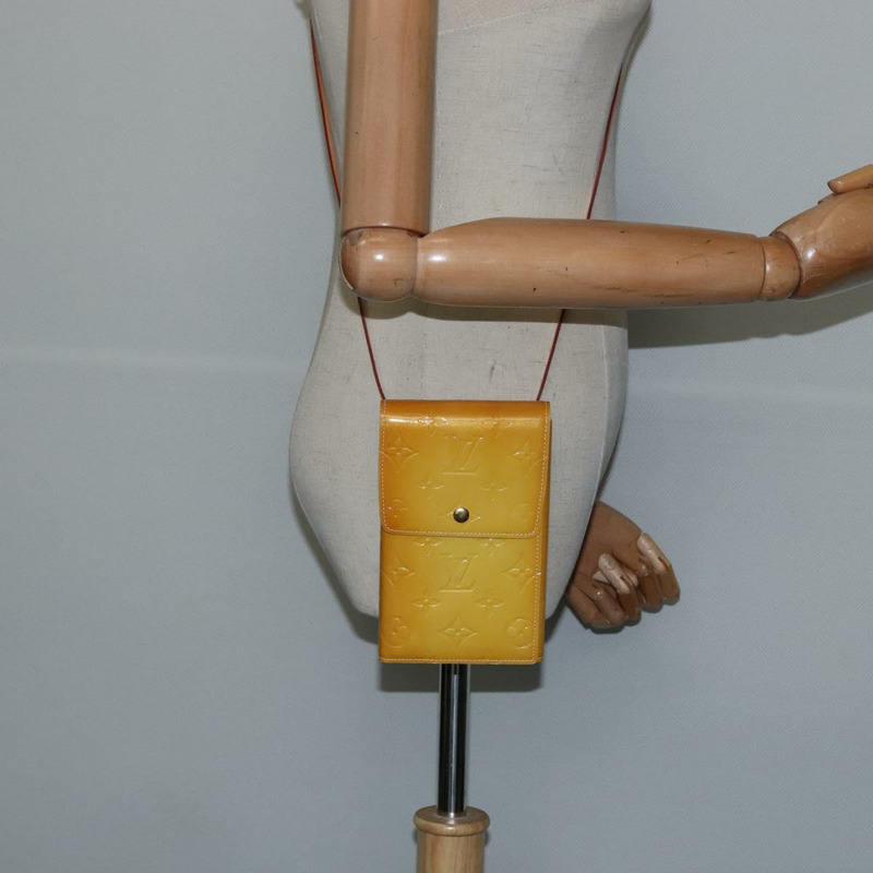 【日本直送】路易威登 Monogram Vernis Walker 錢包 亮黃色 M91074 LV Auth ep10966-19