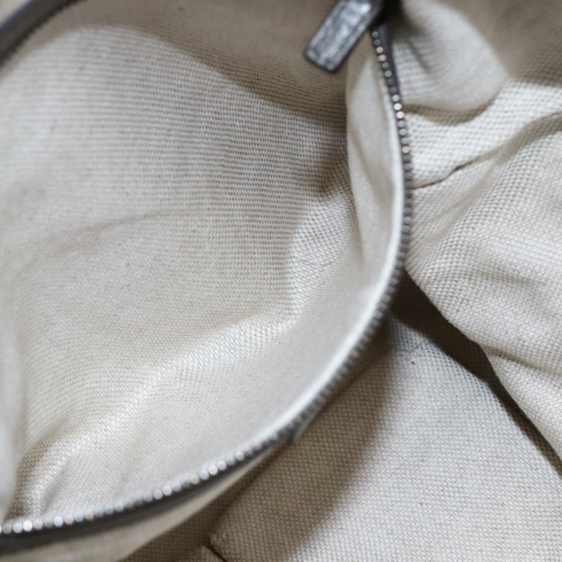 【日本直送】GUCCI Soho 鏈條單肩包 皮革 銀色 326706 正品 yk19690-19