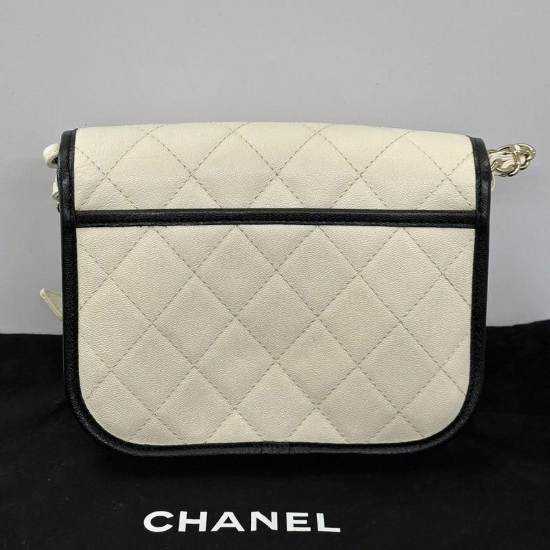 CHANEL 黑白熊貓肩背斜背馬鞍包 20*17*8 99新配件塵袋保卡-5