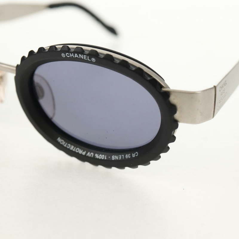 【日本直送】香奈兒 31 RUE CAMBON 太陽眼鏡 金屬 銀黑色 10506 90405 CC Auth SW1746V-6