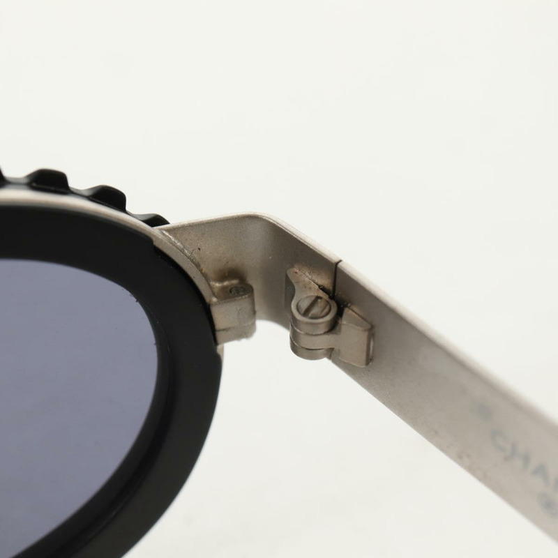 【日本直送】香奈兒 31 RUE CAMBON 太陽眼鏡 金屬 銀黑色 10506 90405 CC Auth SW1746V-21