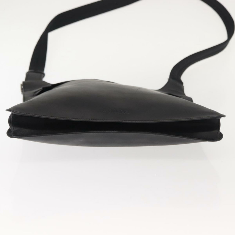 【日本直送】PRADA 黑色真皮單肩包，正品編號 121345-4