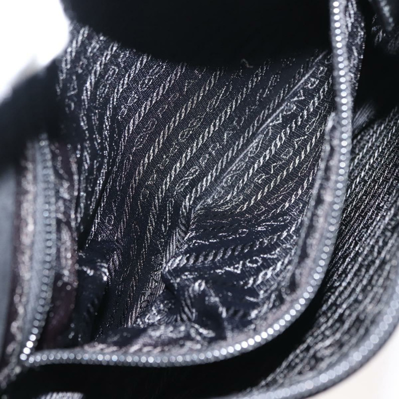 【日本直送】PRADA 黑色真皮單肩包，正品編號 121345-19