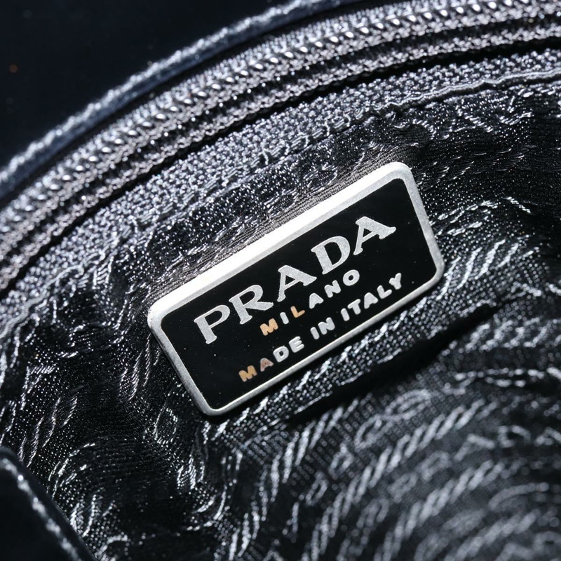 【日本直送】PRADA 琺瑯黑銀色手提包 Auth 146981-17