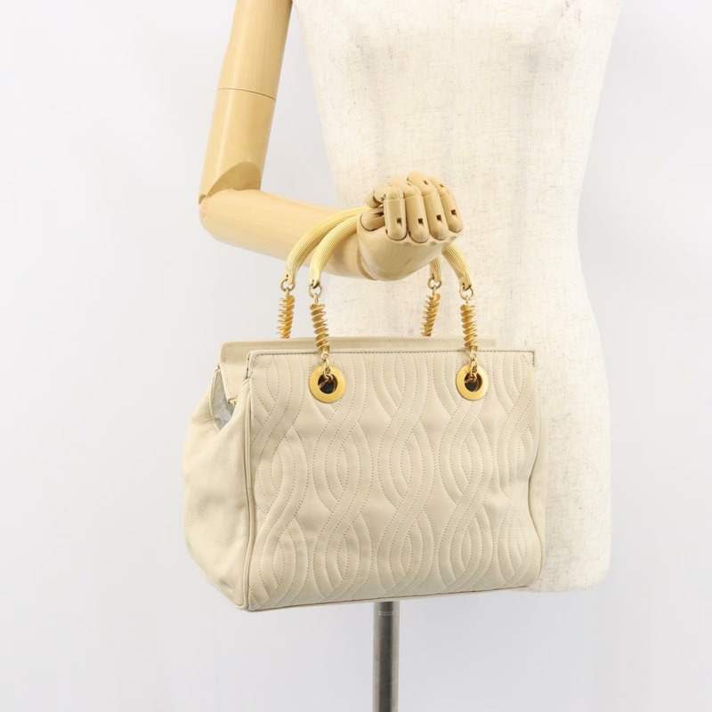 【日本直送】FENDI Wave Stitch 手提包 皮革 象牙色 金色 正品 146950-19