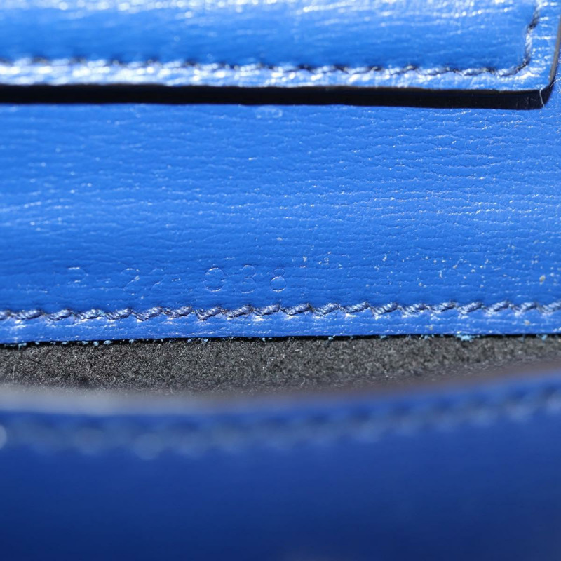 【日本直送】Salvatore Ferragamo Vara 鏈條肩帶手機殼 Vala 藍色 Auth am9515V-23