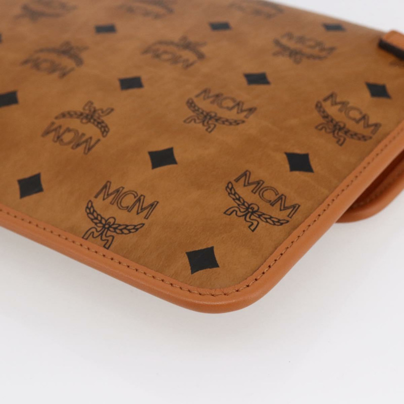 【日本直送】MCM Logoogram Vicetos 手拿包 PVC 皮革 棕色 金色 正品 BA7356-8