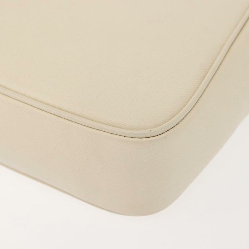 【日本直送】Salvatore Ferragamo 黑色銀色皮革肩背包 正品 BA7335-13