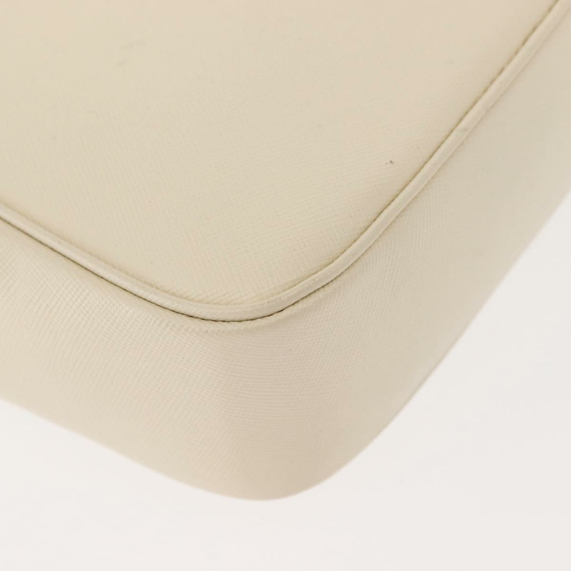 【日本直送】Salvatore Ferragamo 黑色銀色皮革肩背包 正品 BA7335-14