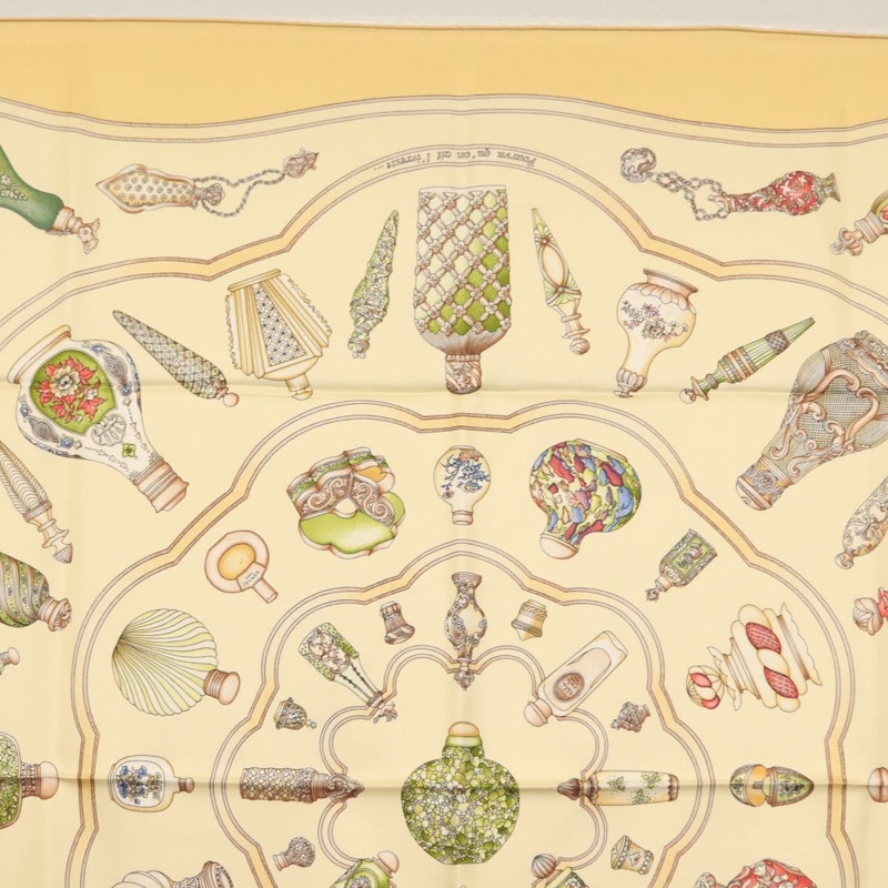 【日本直送】HERMES Carre 90 圍巾「Qu importe le flacon」絲米色正品 am9538-2