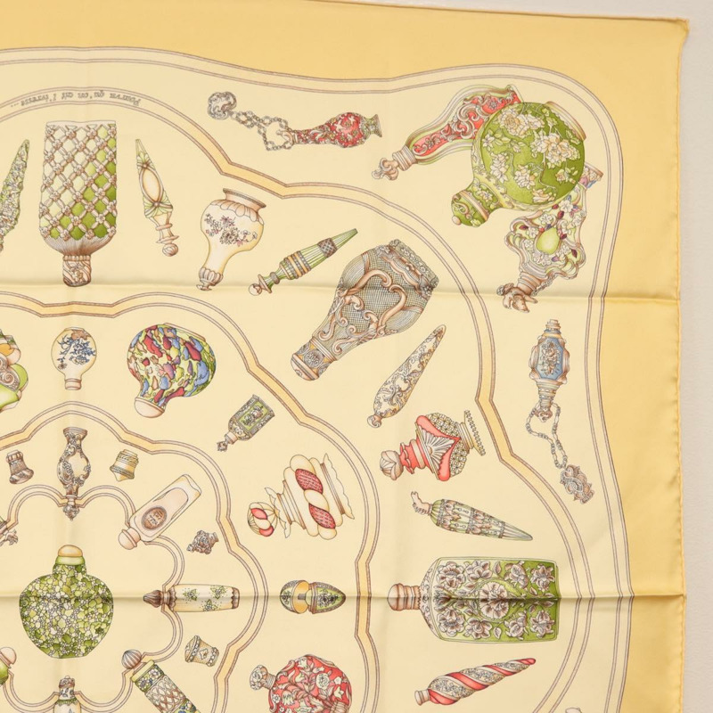 【日本直送】HERMES Carre 90 圍巾「Qu importe le flacon」絲米色正品 am9538-3