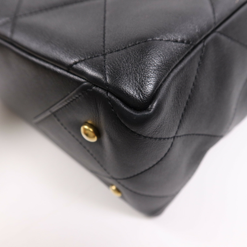 CHANEL 牛皮皮革Matelasse Tote金扣手挽袋-4