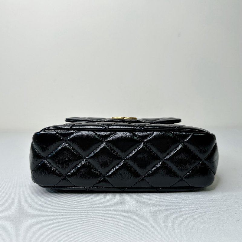 CHANEL 25S HOBO油蠟皮天貓精靈-10