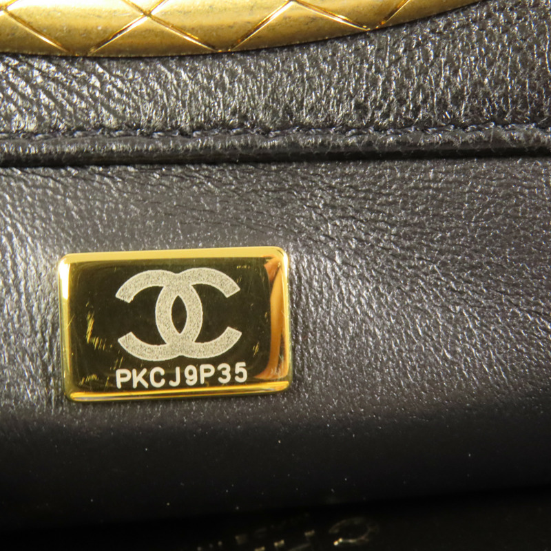 CHANEL 皮革Chain Shoulder金扣手挽肩背兩用袋-8