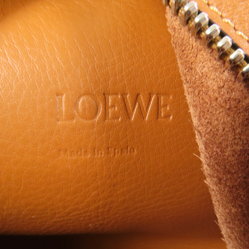 LOEWE 牛皮皮革Anton Bag銀扣肩背袋-6