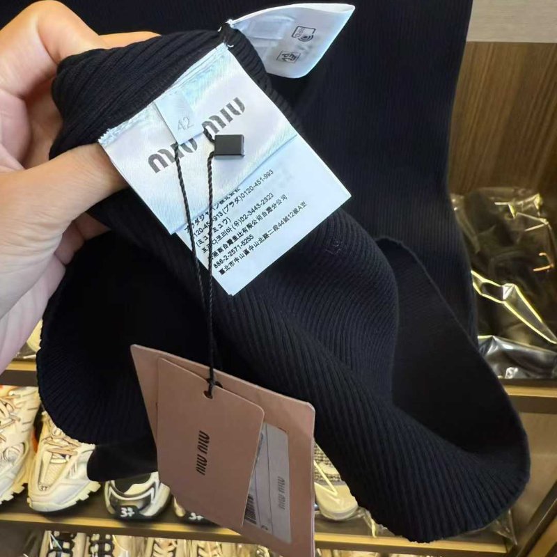 Miumiu 吊帶洋裝 42號 全新閒置-2