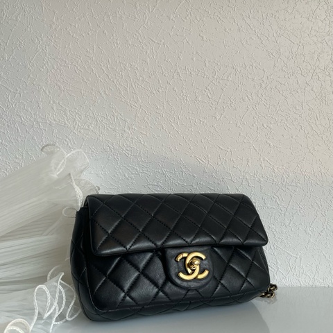 chanel黑羊皮金雙C coco20公分 老香😗