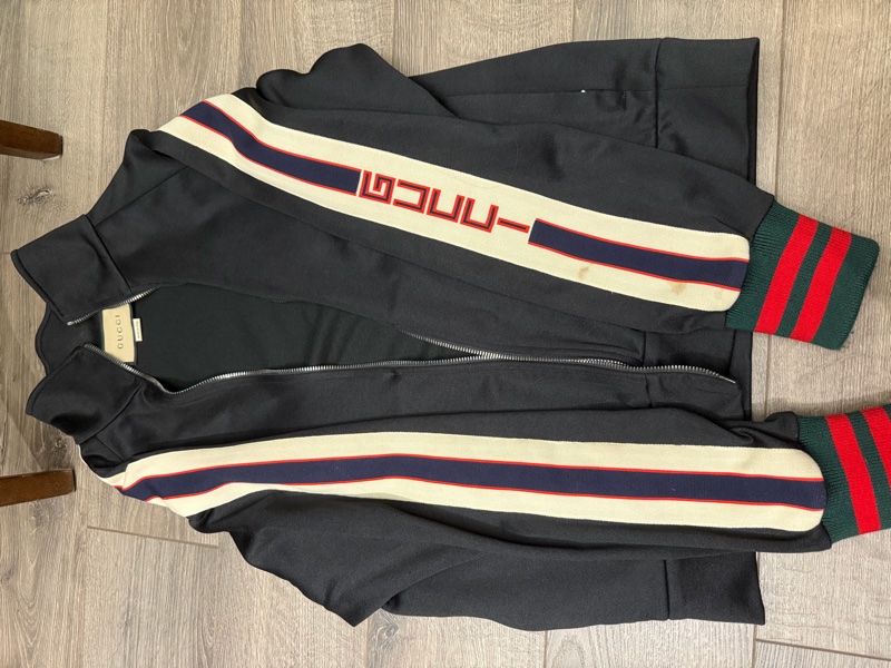 可議價✨男款Gucci經典配色運動外套-0