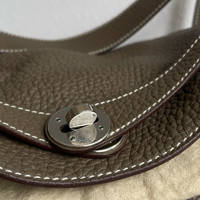 Hermes大象灰lindy 30 超新✨部分膠膜未撕-15