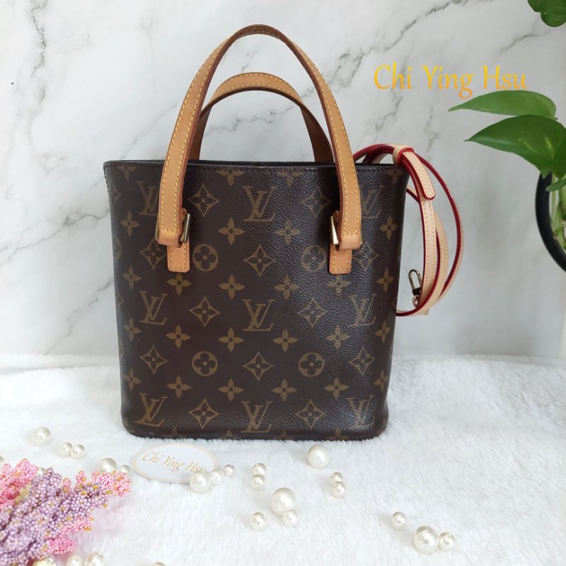 LV Vivian 🎀實品拍照🎀 薇薇安M51172(9成新)小號 菜籃子 手提包 單肩包-13
