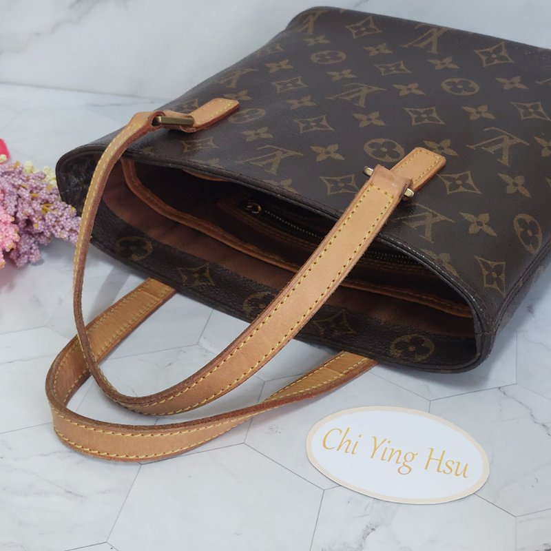 LV Vivian 🎀實品拍照🎀 薇薇安M51172(9成新)小號 菜籃子 手提包 單肩包-51