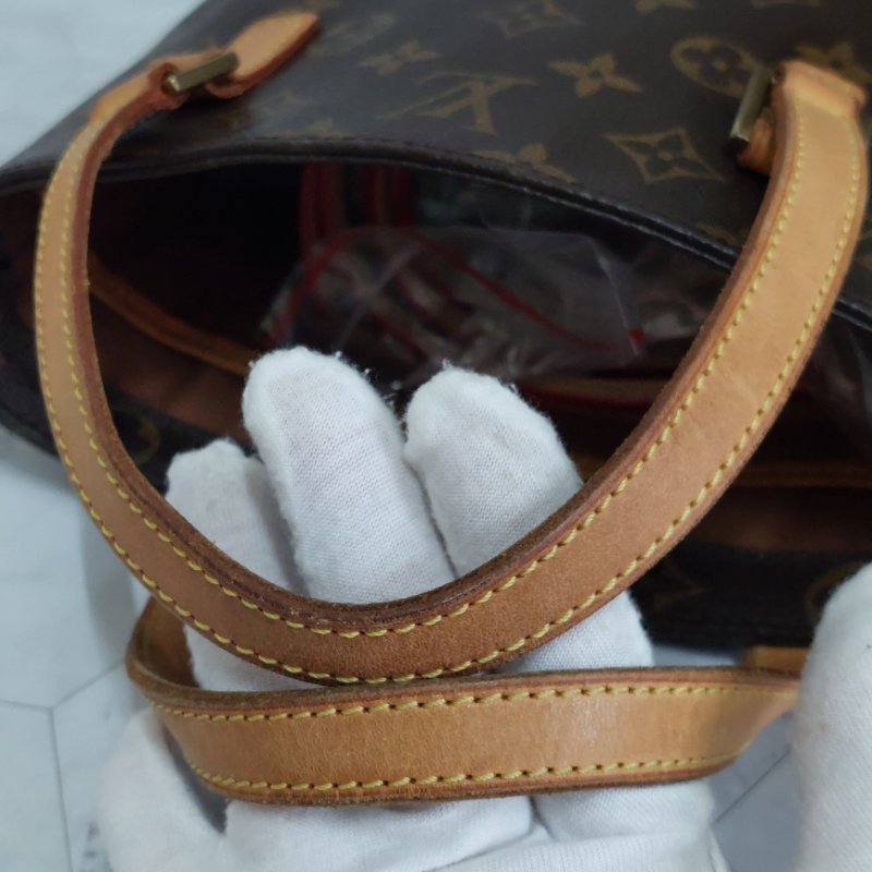 LV Vivian 🎀實品拍照🎀 薇薇安M51172(9成新)小號 菜籃子 手提包 單肩包-61