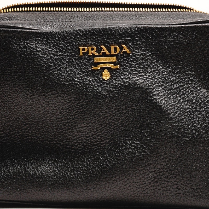 Prada黑金雙層荔紋相機包-14