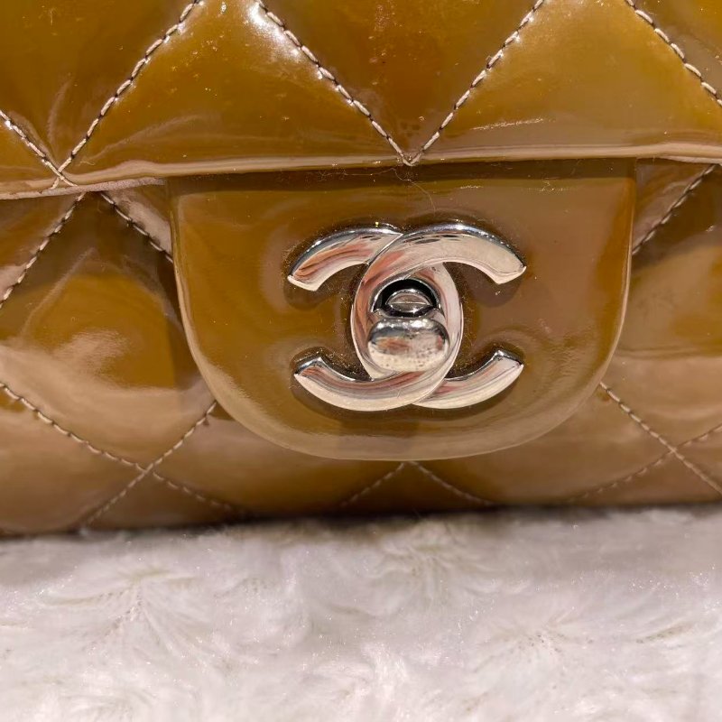 Chanel 漆皮Shoulder Bag銀扣-1