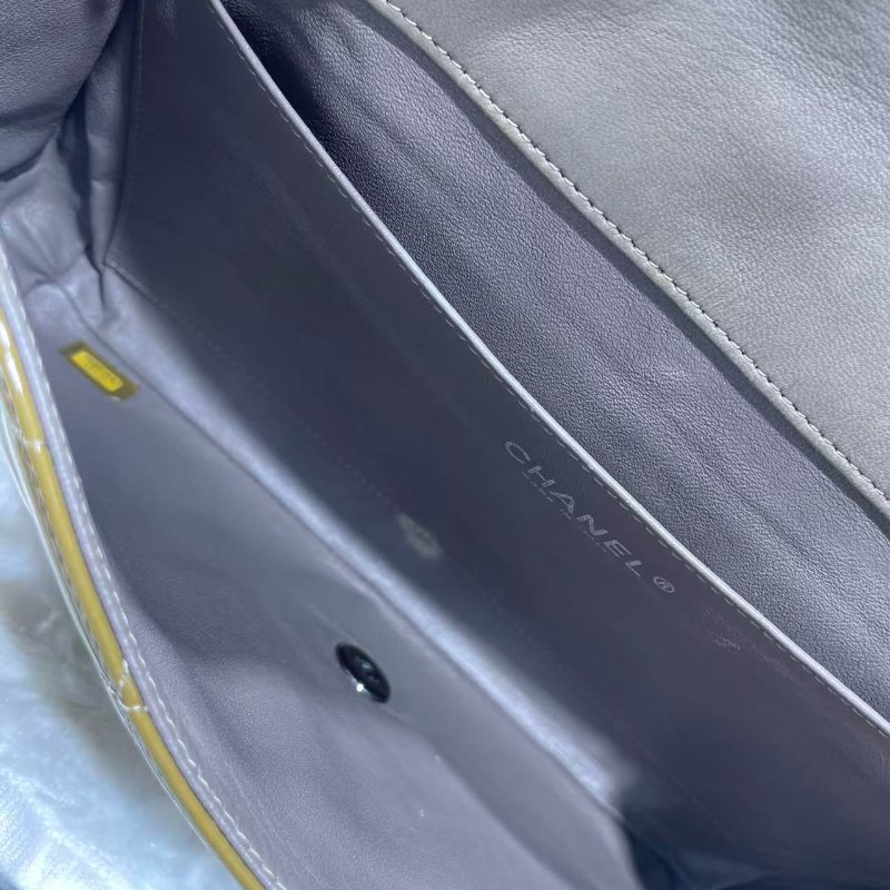 Chanel 漆皮Shoulder Bag銀扣-5