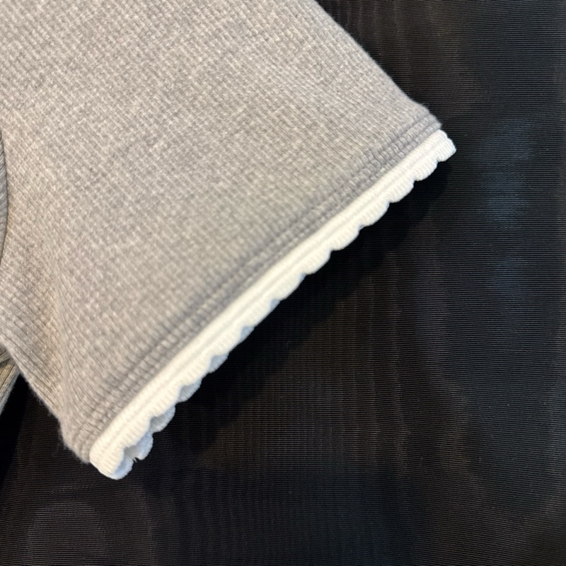 MIU MIU 灰色上衣-4