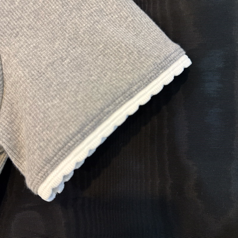 MIU MIU 灰色上衣-11