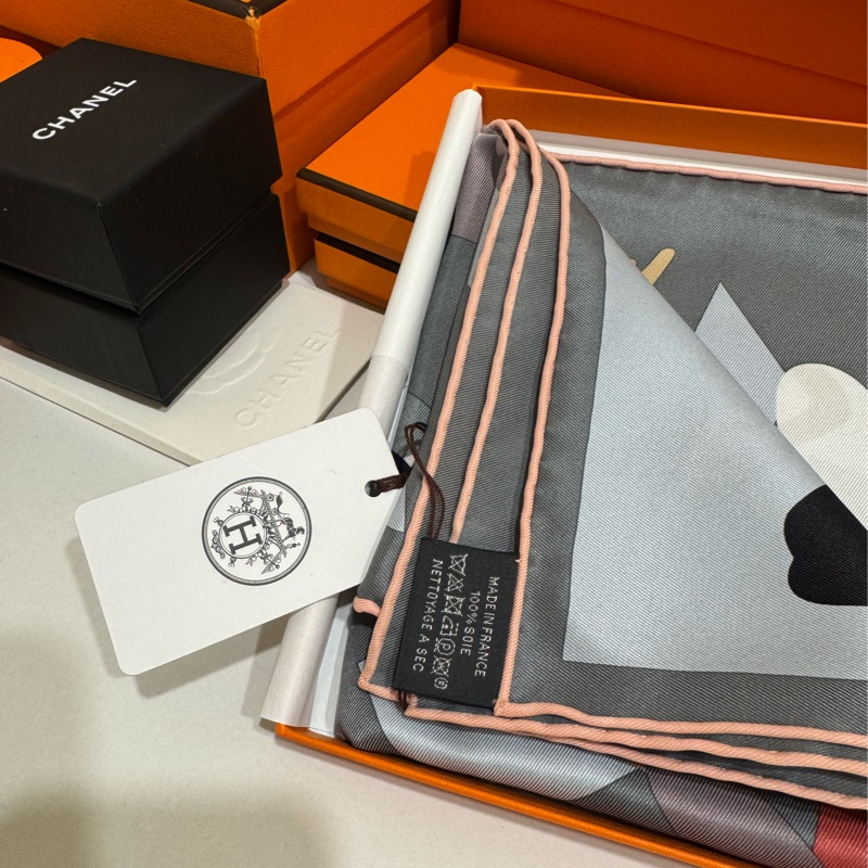 Hermes Hommage a Gene Kelly 70*70 絲巾 🩶 全新 可送禮-2