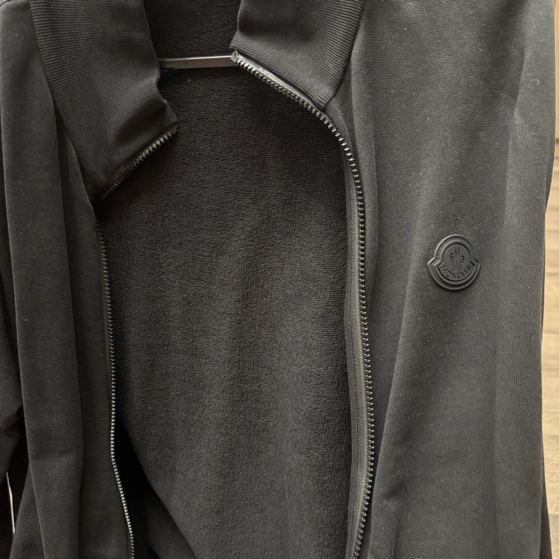 可議價✨MONCLER男款運動外套-5