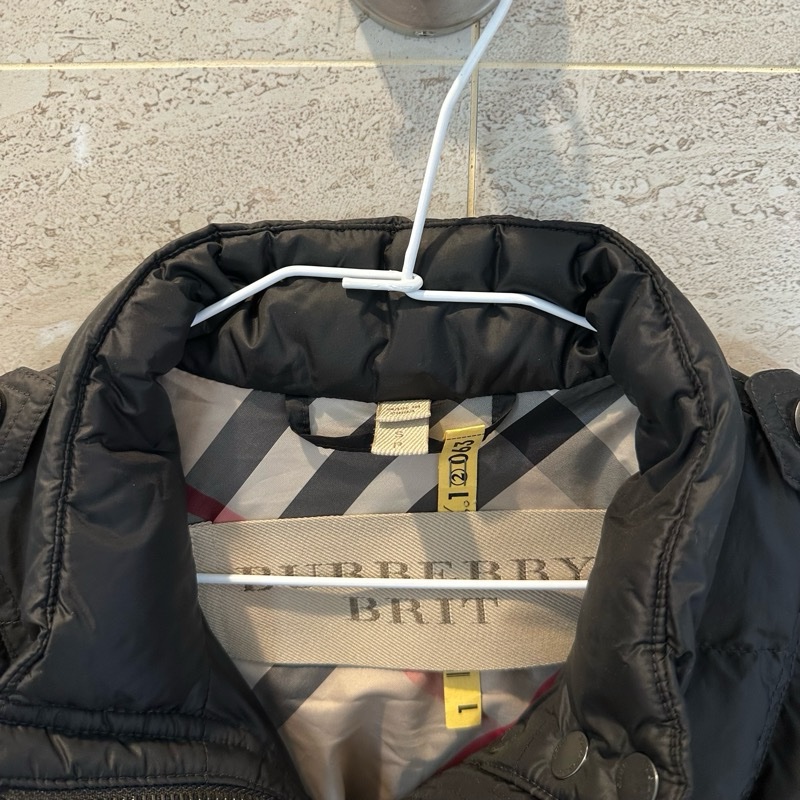 全新✨Burberry Brit 低調奢華 可以穿一輩子老錢風80%鴨絨20%鴨毛 黑色縮腰羽絨外套 S-10