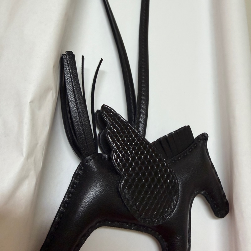 Hermes 愛馬仕 so black 小飛馬吊飾 蜥蜴皮-4