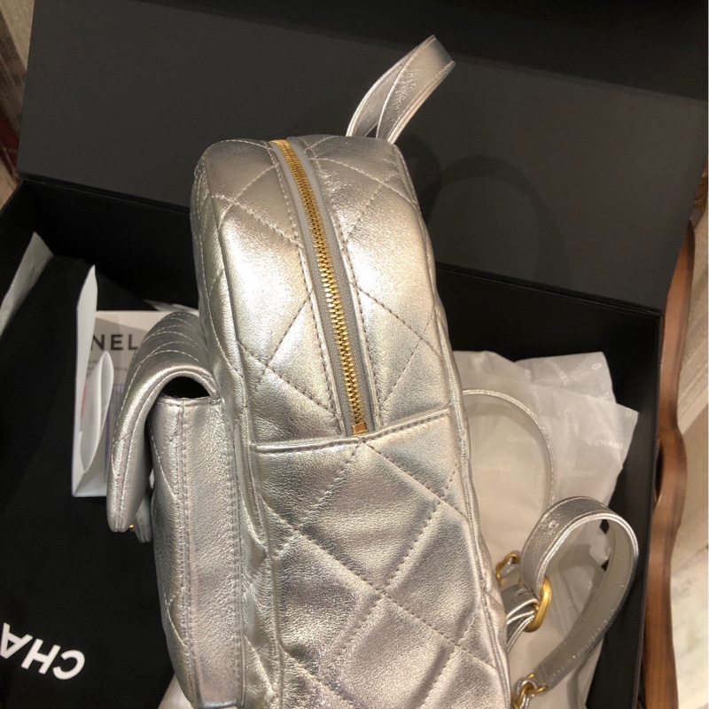Chanel 香奈儿25k 银色双肩包 芯片款 25年-6
