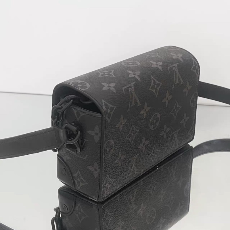 🈶購證 #99新閒置 #配件齊全 Lv steamer全黑老花盒子包 芯片款-5