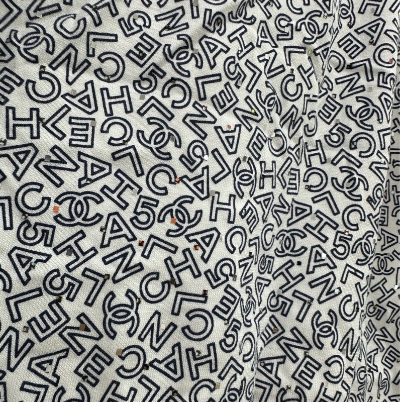 Chanel 香奈兒新款滿印字母logo 珠片背心 36 碼 扣包-2