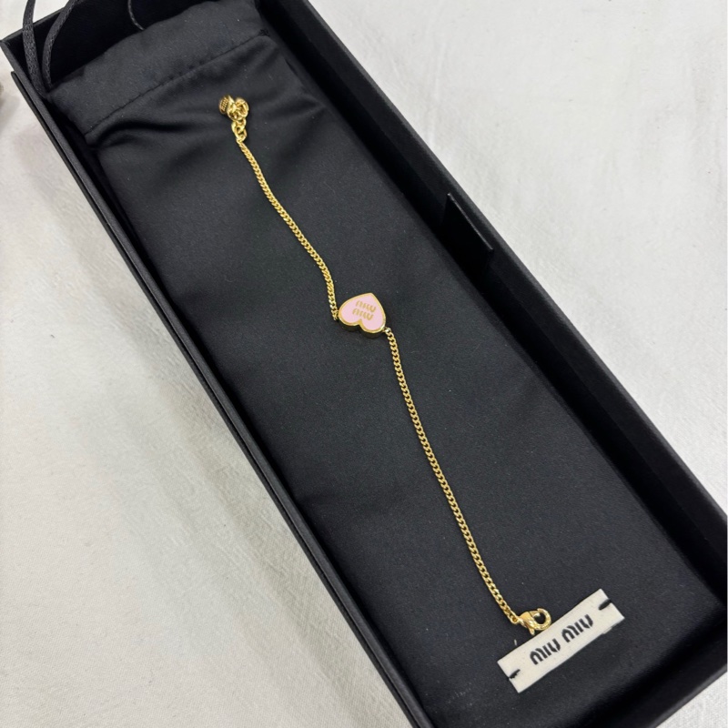 Miu Miu愛心金色粉面手鍊 斷貨款 溫柔顯白的款-5