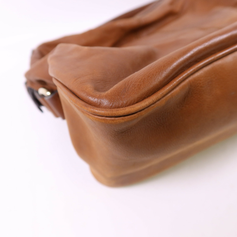 GUCCI 牛皮皮革Shoulder Bag金扣肩背袋-11