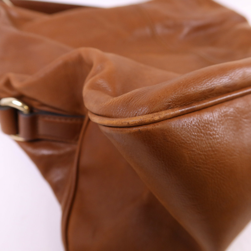 GUCCI 牛皮皮革Shoulder Bag金扣肩背袋-13