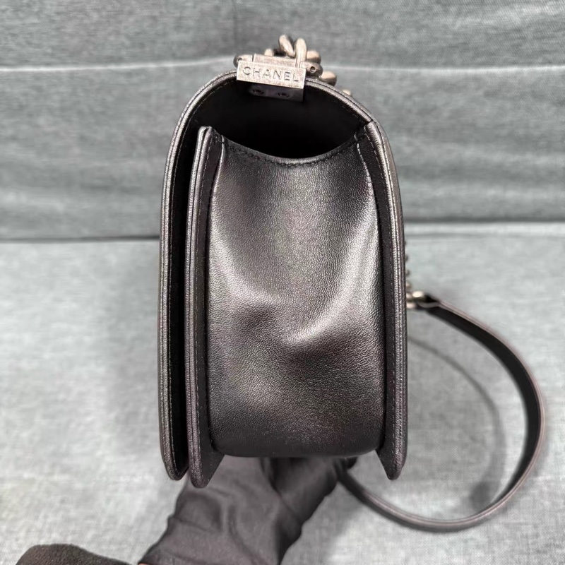 Chanel Leboy25黑銀牛皮鏈條斜挎包 #全配🈶購證 #99新閒置-7