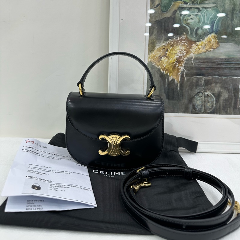CELINE賽琳 mini Triomphe 凱旋門標誌可調可拆卸肩帶 閃亮小牛皮 單肩斜挎手提包 迷你 女款 黑色 2023年購證 長15.5cm 寬5cm 高12cm-0