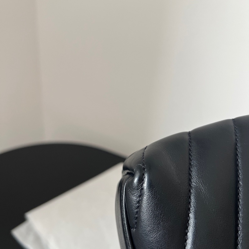 YSL 聖羅蘭Loulou toy 黑金 方胖子-7