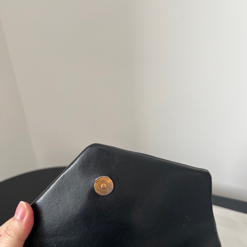 YSL 聖羅蘭Loulou toy 黑金 方胖子-12