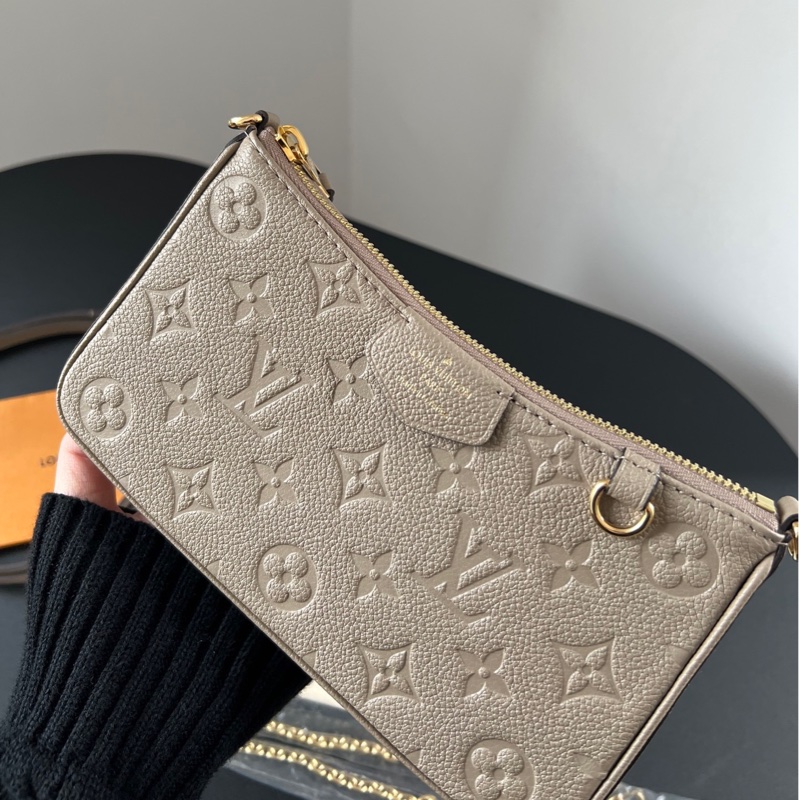 LV easy pouch大象灰麻將包 99新 24年購證 晶片款 🔥-1