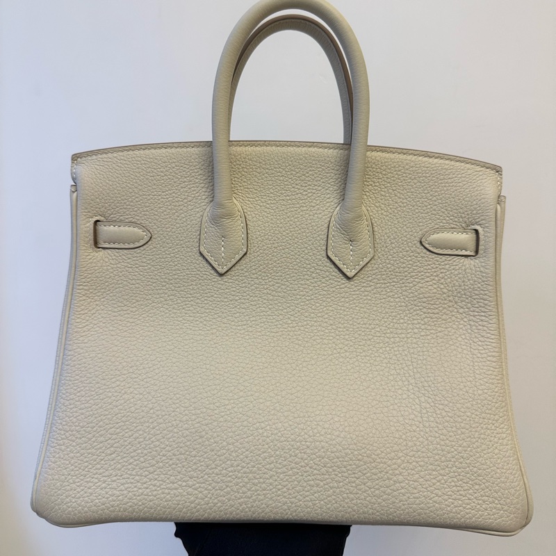 📍新到 Hermes Birkin25 togo皮 奶昔白銀扣 Z刻 專櫃奶昔白超難等!輕微使用痕跡,成色極新,-1